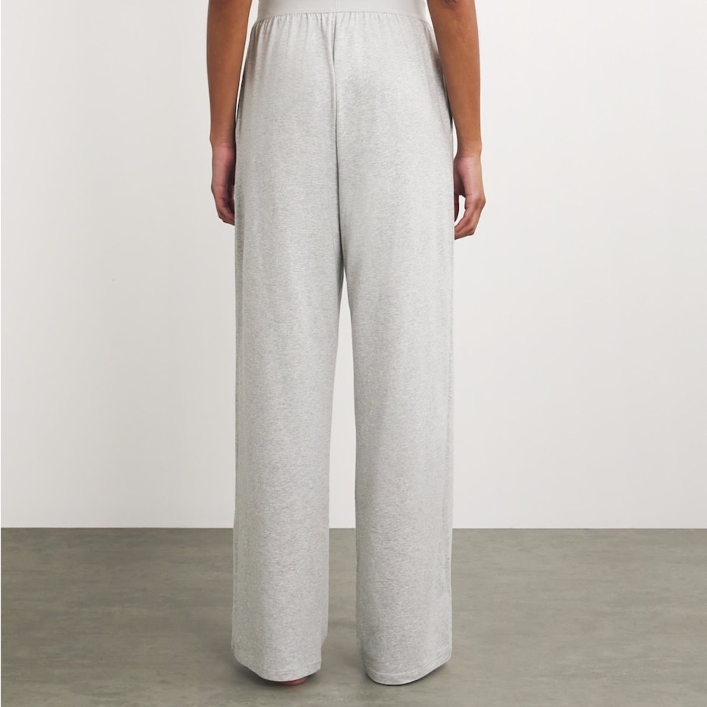 ❌SOLD❌SKIMS Boyfriend Lounge Pants - NWT - Picture 2 of 6